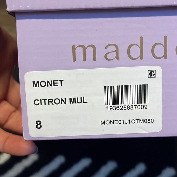 Madden Girl Wedge. Size 8, new- never worn! - Picture 3 of 7